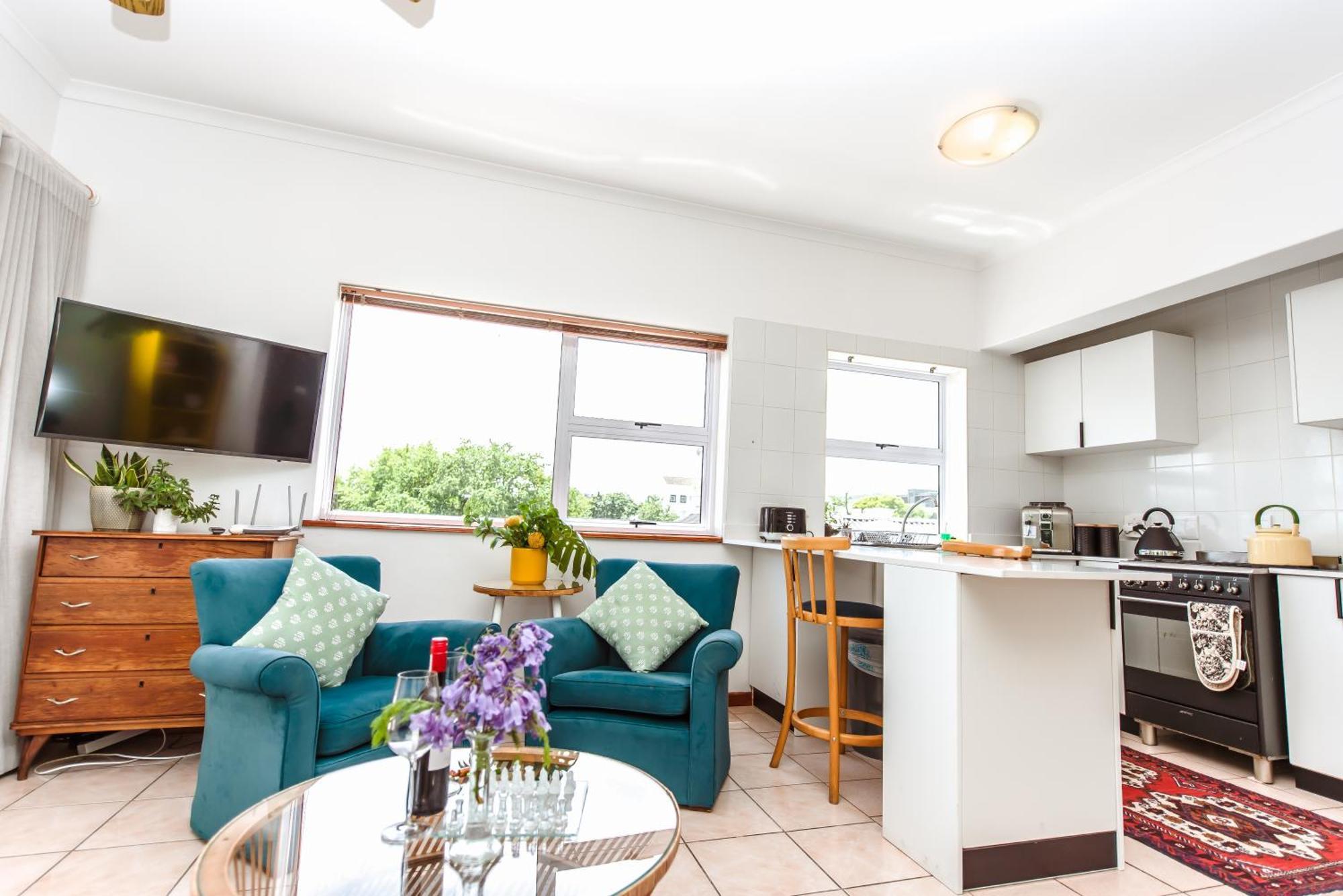 Luxury Suite Near Church Street สเตลเลนบอช ภายนอก รูปภาพ